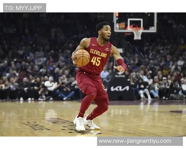 米切尔全场高效表现助力球队获胜砍下37分并贡献5篮板7助攻